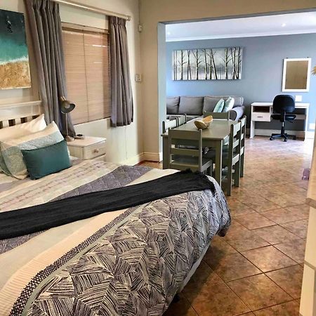 Cosy Private Cottage Port Elizabeth Esterno foto